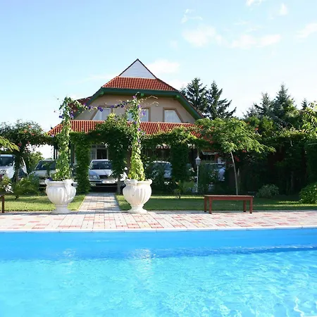 Nocleg ze śniadaniem Lorelei Adults Only 4*